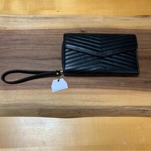 New Black Classic Ziparound Quilted Faux Leather Wristlet Gold Tone Hardware